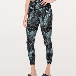 Lululemon Wunder Under. Rare print.